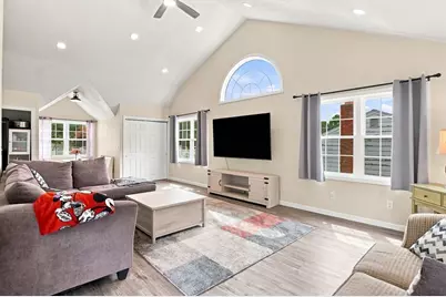 17 Dartmouth Drive, Milford, MA 01757 - Photo 6