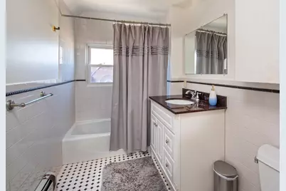 2-4 Holton St #B, Medford, MA 02155 - Photo 22
