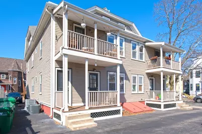 2-4 Holton St #B, Medford, MA 02155 - Photo 2