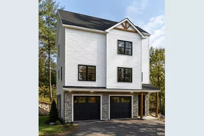 14 Assonet Blvd, Freetown, MA 02702 - Photo 2