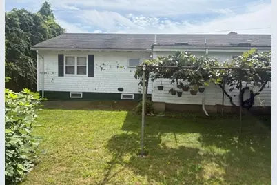 38 Hilton Street, Somerset, MA 02725 - Photo 2