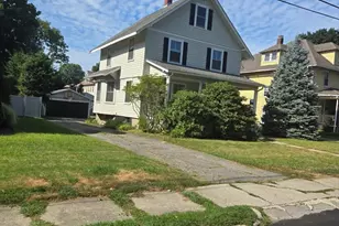 27 Mansfield St, Framingham, MA 01702 - Photo 2