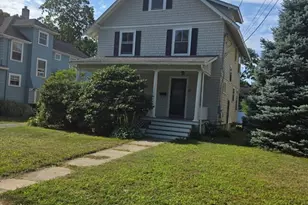 27 Mansfield St, Framingham, MA 01702 - Photo 1