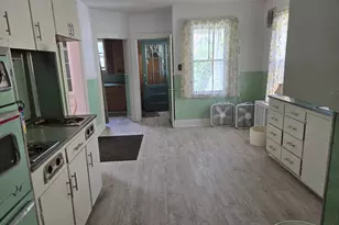 27 Mansfield St, Framingham, MA 01702 - Photo 12