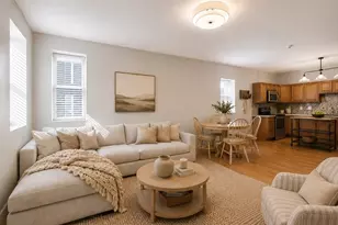 252 E St, Boston, MA 02127 - Photo 2