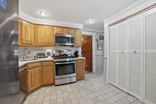 11 Olympia, Shrewsbury, MA 01545 - Photo 1