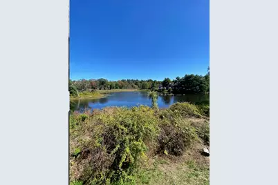 370 King St, Franklin, MA 02038 - Photo 4