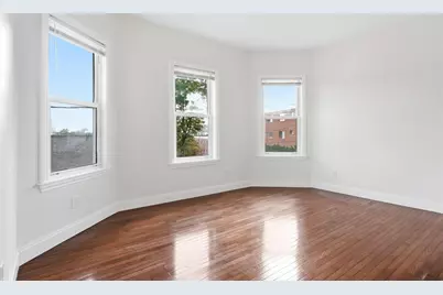 31 Franklin Ave, Chelsea, MA 02150 - Photo 10