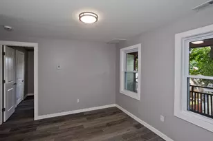 12 School St, Holyoke, MA 01040 - Photo 24