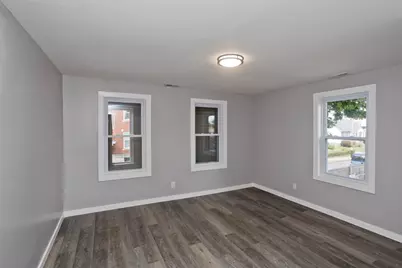 12 School St., Holyoke, MA 01040 - Photo 26