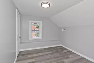 12 School St, Holyoke, MA 01040 - Photo 32