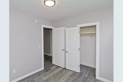 12 School St., Holyoke, MA 01040 - Photo 16
