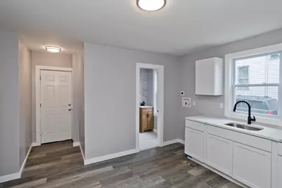 12 School St., Holyoke, MA 01040 - Photo 4