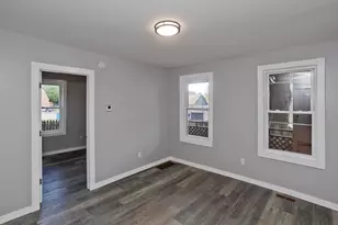 12 School St, Holyoke, MA 01040 - Photo 10