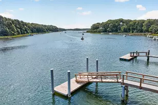 28 Quaker Run Rd, Mashpee, MA 02649 - Photo 2