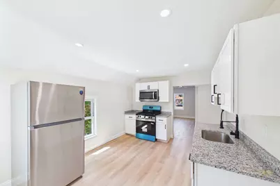 61 Bridge St, Fairhaven, MA 02719 - Photo 22