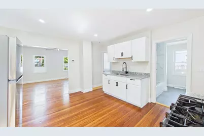 61 Bridge St, Fairhaven, MA 02719 - Photo 6