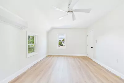 61 Bridge St, Fairhaven, MA 02719 - Photo 18