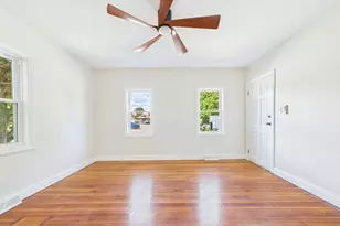 61 Bridge St, Fairhaven, MA 02719 - Photo 8