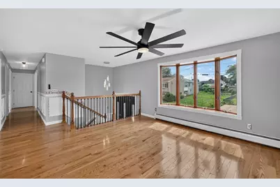 202 Oman St, Fall River, MA 02721 - Photo 8