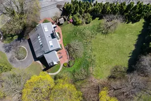 185 Warren St, Brookline, MA 02445 - Photo 26