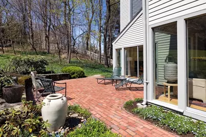 185 Warren Street, Brookline, MA 02445 - Photo 20