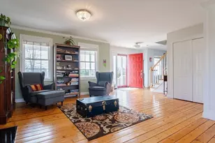 9 White Rd, Mendon, MA 01756 - Photo 6