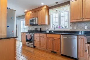 9 White Rd, Mendon, MA 01756 - Photo 8