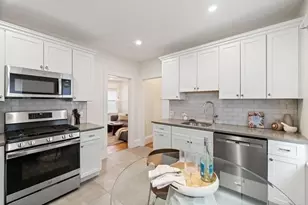 17 Belmont St, Somerville, MA 02143 - Photo 1