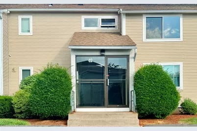 42 Saint Kolbe Drive #D, Holyoke, MA 01040 - Photo 2