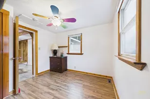 568 Berkley St, Berkley, MA 02779 - Photo 22