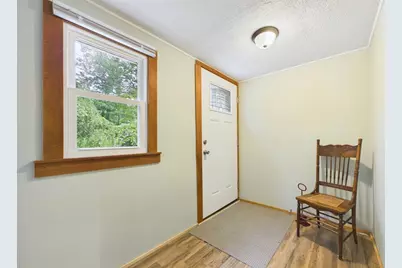 568 Berkley St, Berkley, MA 02779 - Photo 4