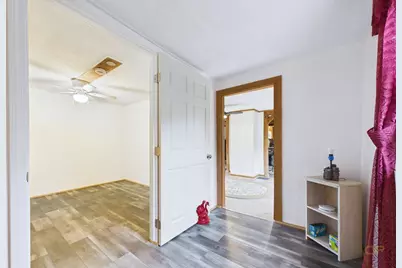 568 Berkley St, Berkley, MA 02779 - Photo 6