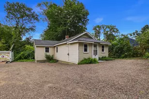 568 Berkley St, Berkley, MA 02779 - Photo 1