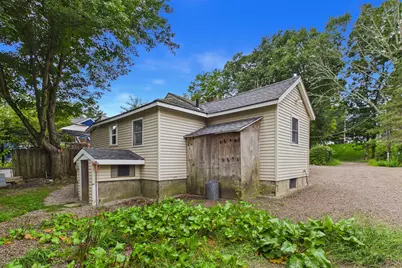 568 Berkley St, Berkley, MA 02779 - Photo 24