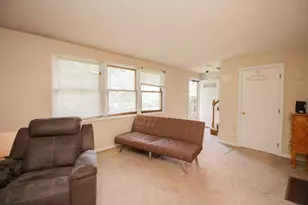 627 Pulaski, Bellingham, MA 02019 - Photo 6