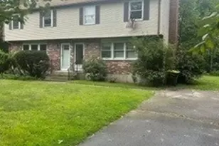 627 Pulaski, Bellingham, MA 02019 - Photo 2