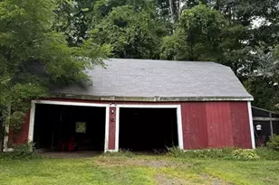 183 Upper Rd, Deerfield, MA 01342 - Photo 4