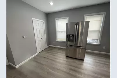 13 Elmwood Ave #1, Lynn, MA 01905 - Photo 6