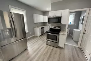 13 Elmwood Ave, Lynn, MA 01905 - Photo 2