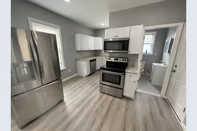 13 Elmwood Ave #1, Lynn, MA 01905 - Photo 2