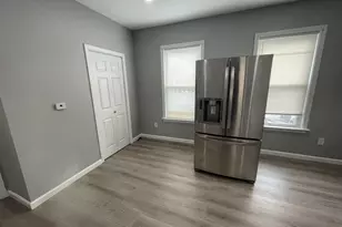 13 Elmwood Ave, Lynn, MA 01905 - Photo 6
