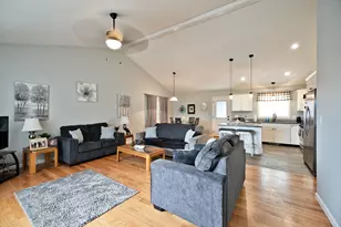 53 Pulaski St, Fall River, MA 02721 - Photo 10