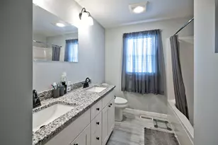 53 Pulaski St, Fall River, MA 02721 - Photo 16