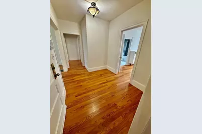 132 Middlesex Rd #1, Brookline, MA 02467 - Photo 4