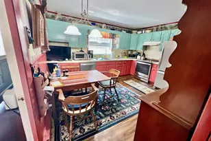 27 Montello St, Provincetown, MA 02657 - Photo 14