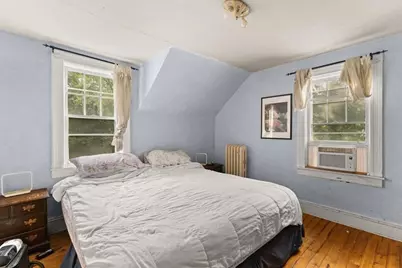 94 Stamford Ave, Providence, RI 02907 - Photo 16