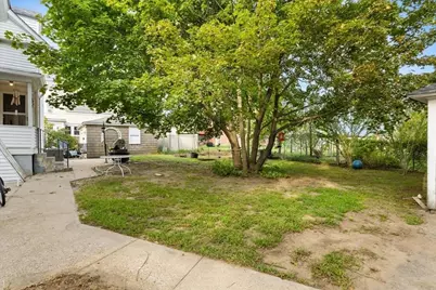 94 Stamford Ave, Providence, RI 02907 - Photo 22