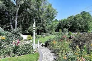 647 Main St, Oxford, MA 01537 - Photo 40