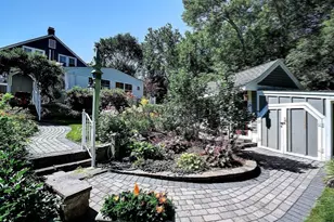 647 Main St, Oxford, MA 01537 - Photo 1